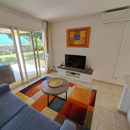 Rdc Appartement En Bord De Mer Au Son Des Vagues Le Moule Exterior photo